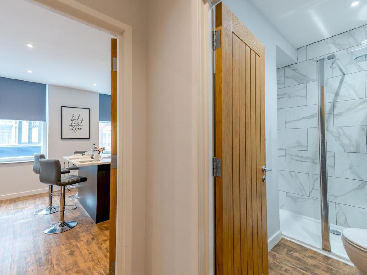 Pass The Keys 5A One Bedroom Modern Town Centre Apartment 什鲁斯伯里 外观 照片