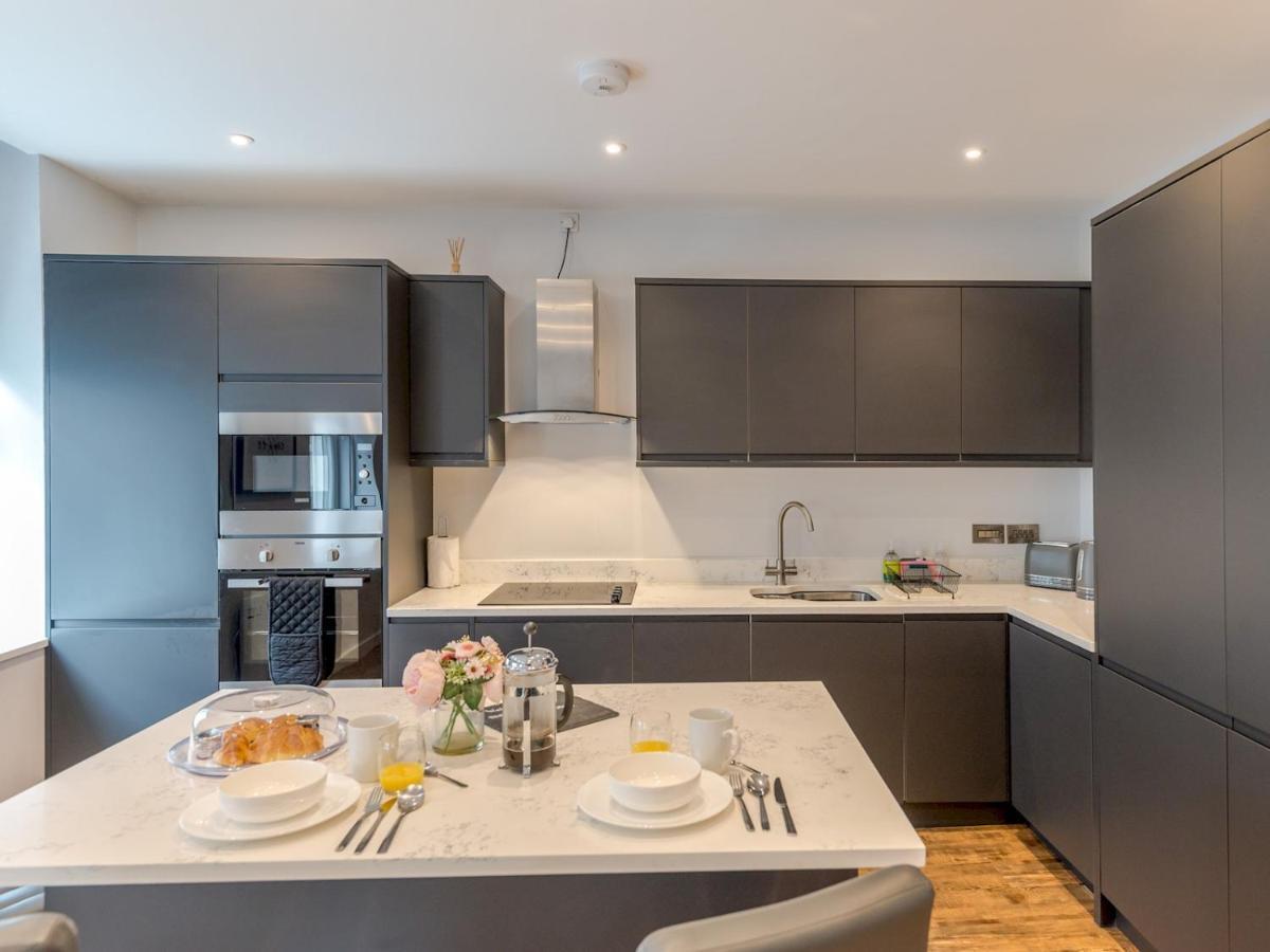 Pass The Keys 5A One Bedroom Modern Town Centre Apartment 什鲁斯伯里 外观 照片