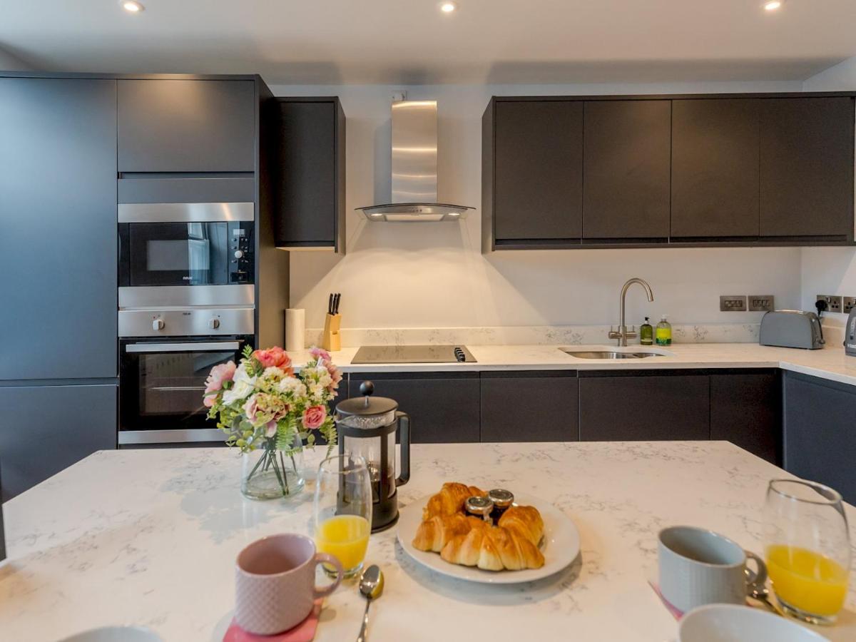 Pass The Keys 5A One Bedroom Modern Town Centre Apartment 什鲁斯伯里 外观 照片